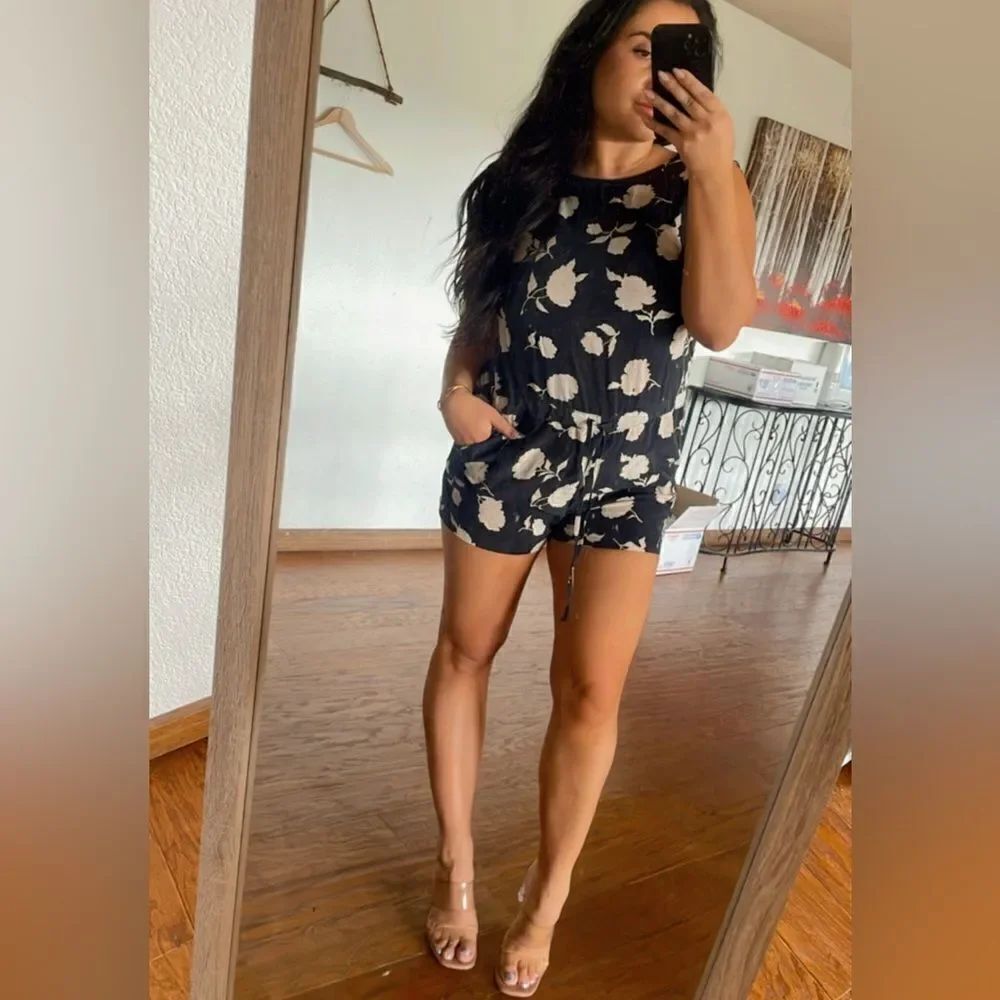 Billabong romper 